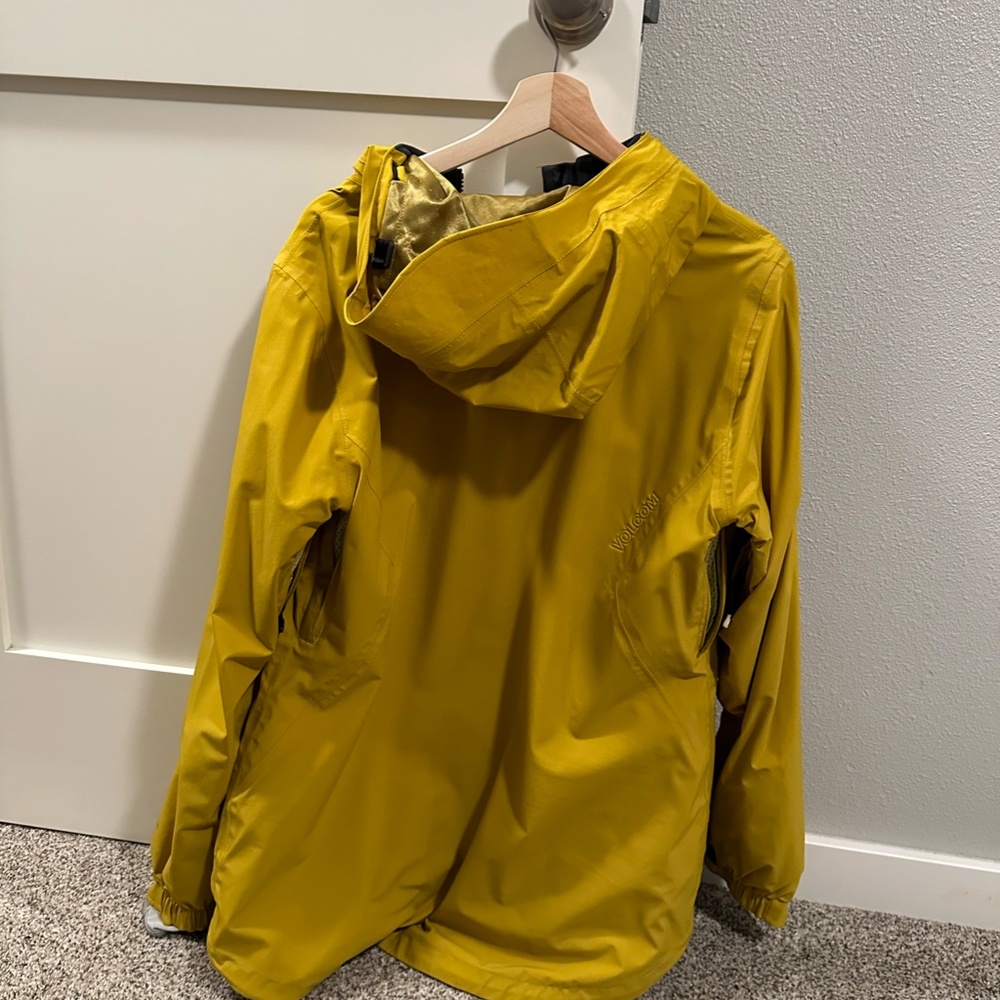 Volcom Women's Indra 4 way stretch Ski Jacket Large - Picture 11 of 14
